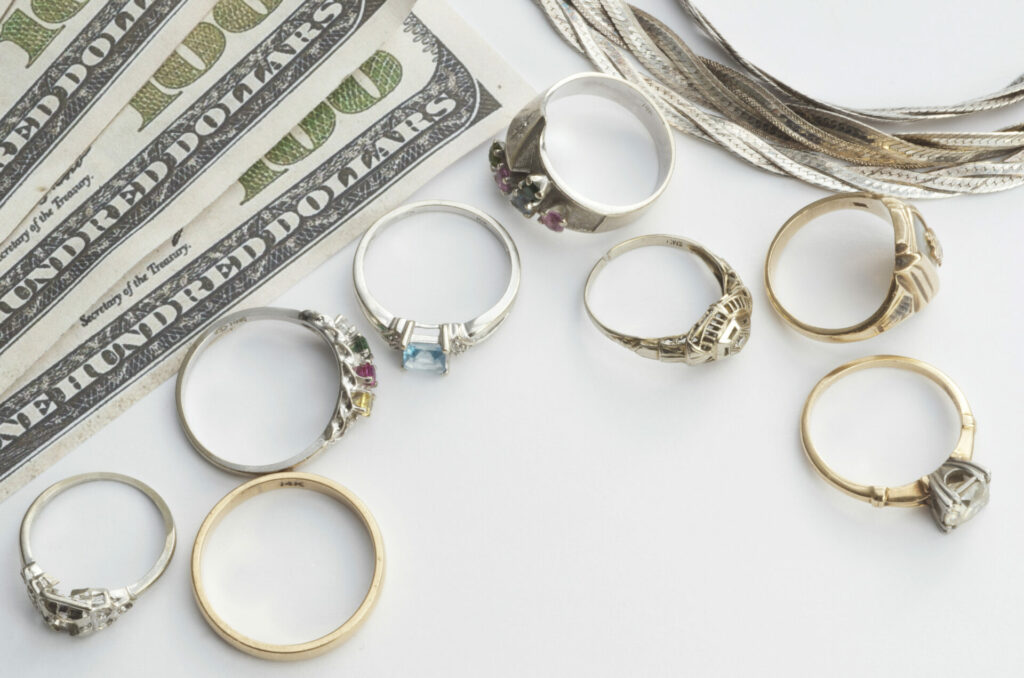We Offer Collateral Loans With No Credit Check. Bring in Your Jewelry, Electronics or Other Valuables Today!